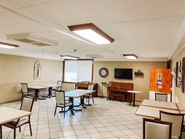 Facility Dining Room